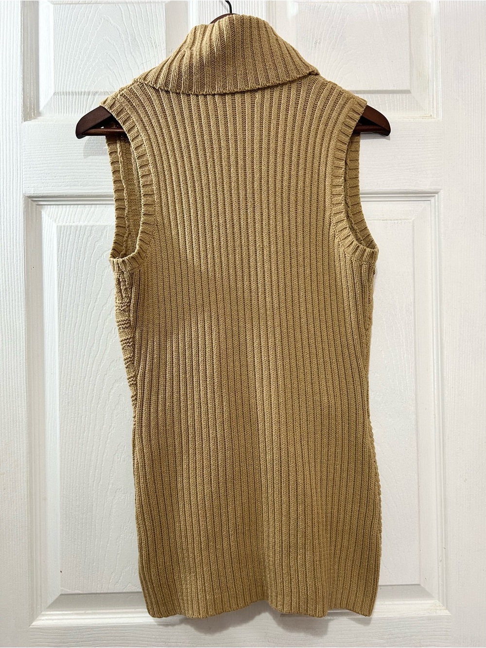 Lauren Ralph Lauren Cable Knit Sweater Vest Size L Belted Buckle Shawl Collar - Picture 2 of 8